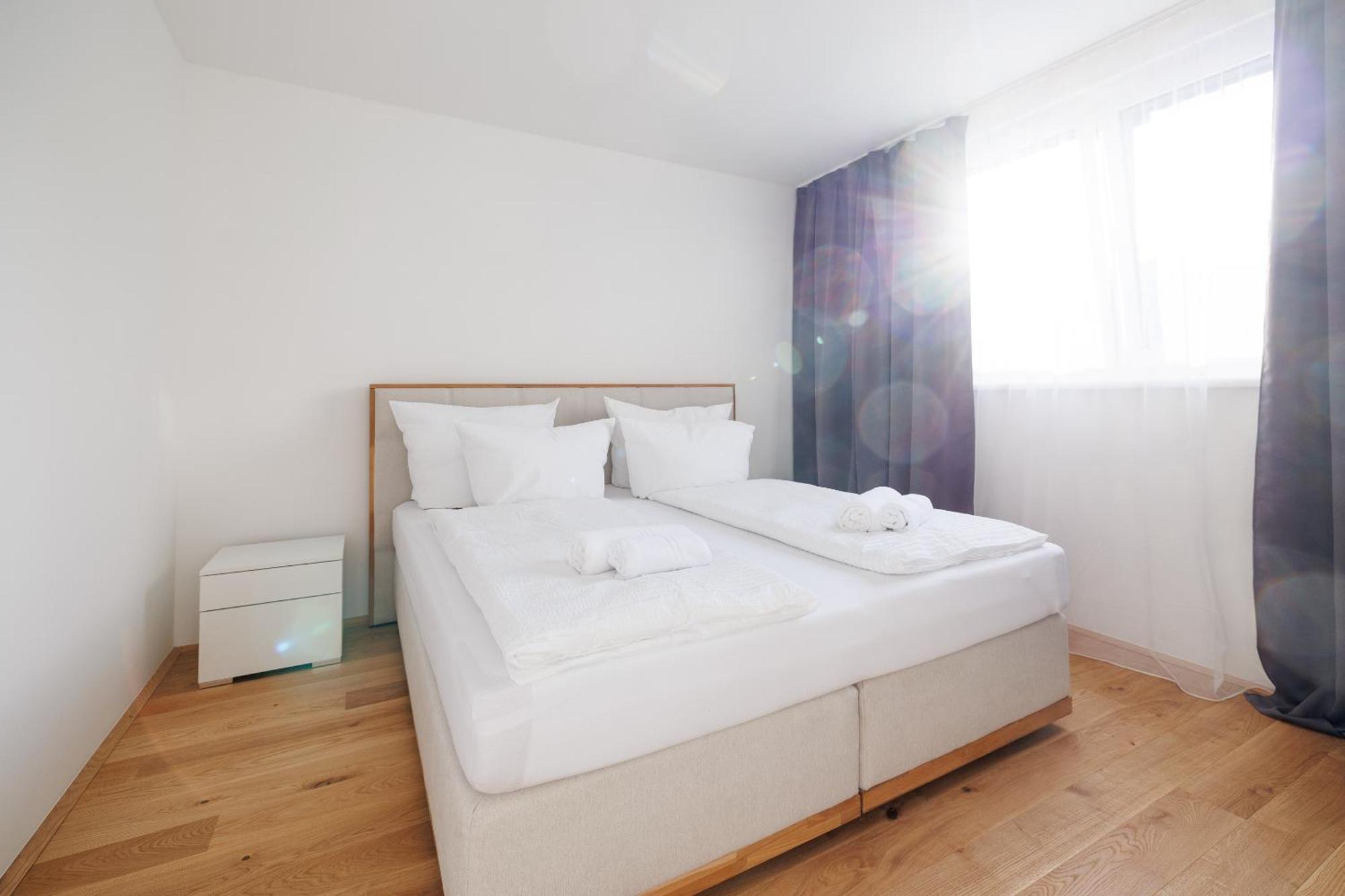 Symphony Apartments 42 - Modern Loft With Terrace And Grill In Central Location Vienne Extérieur photo