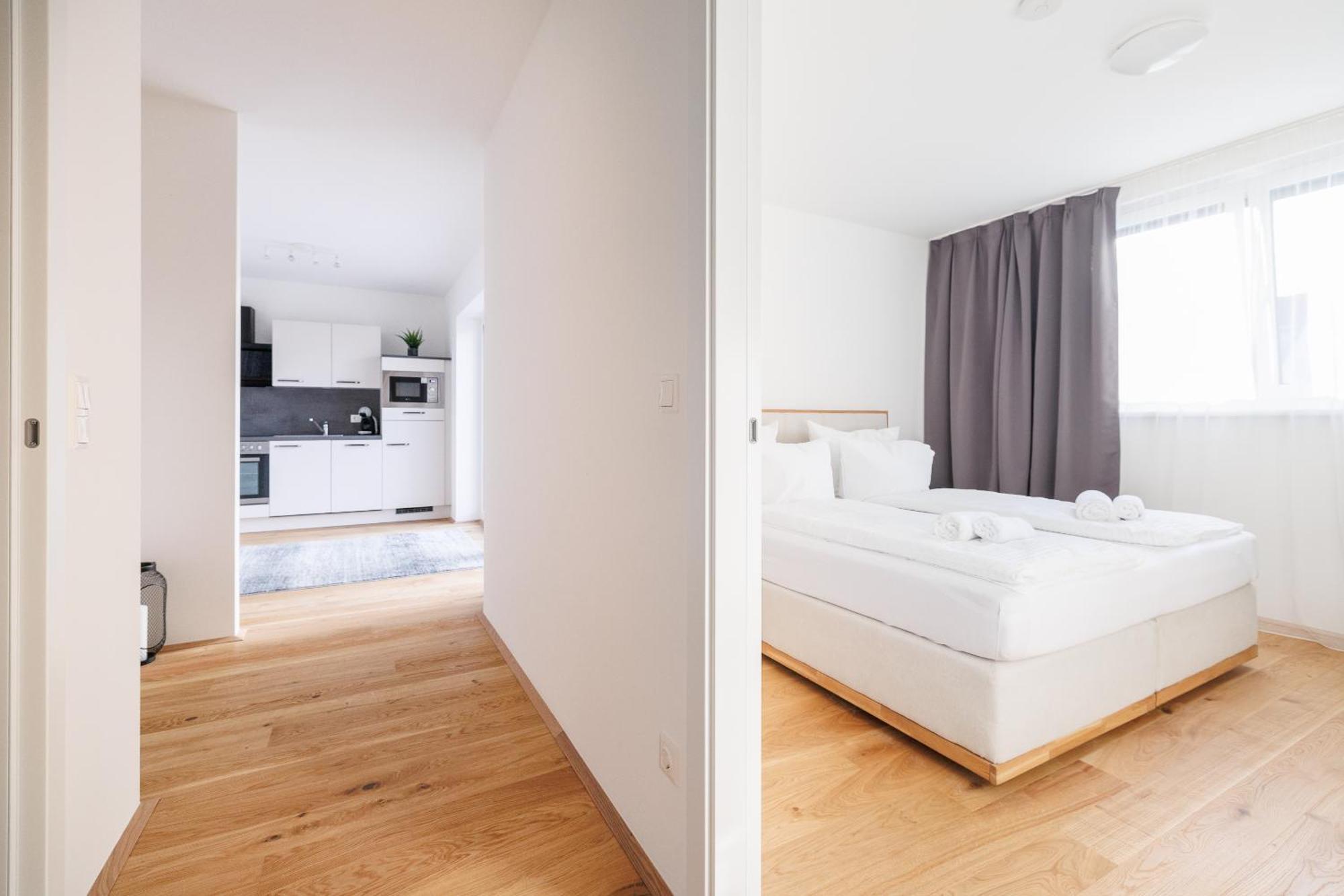 Symphony Apartments 42 - Modern Loft With Terrace And Grill In Central Location Vienne Extérieur photo