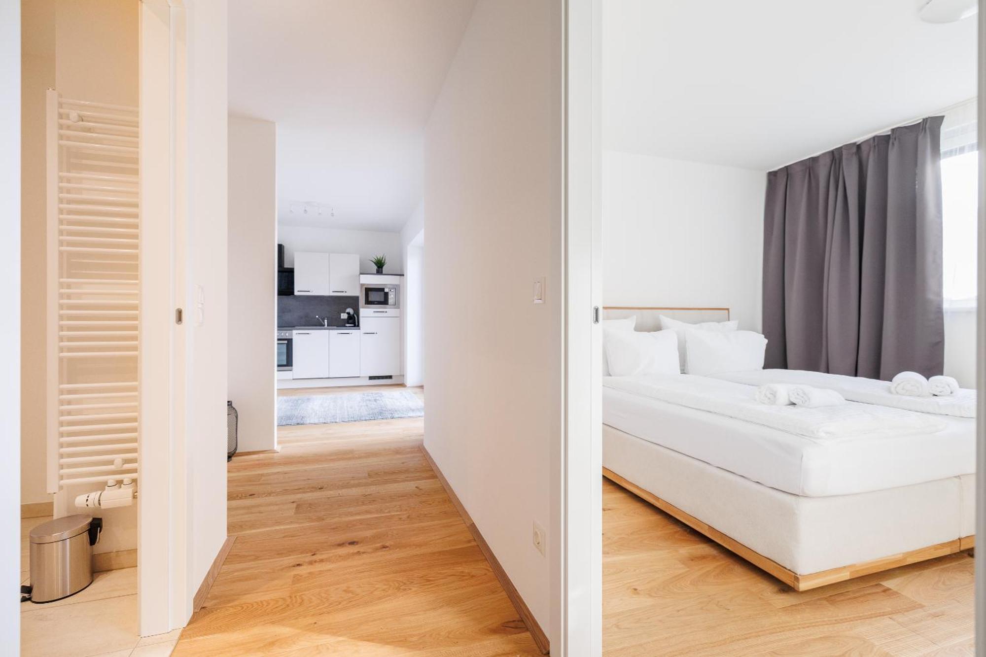 Symphony Apartments 42 - Modern Loft With Terrace And Grill In Central Location Vienne Extérieur photo